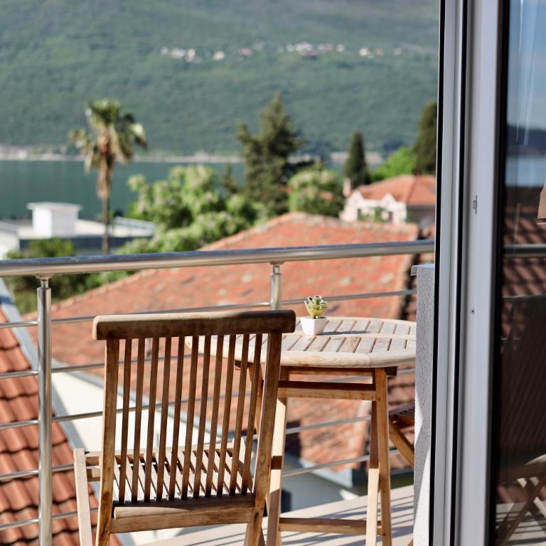 Little Sunshine - One-Bedroom Apartment - 1