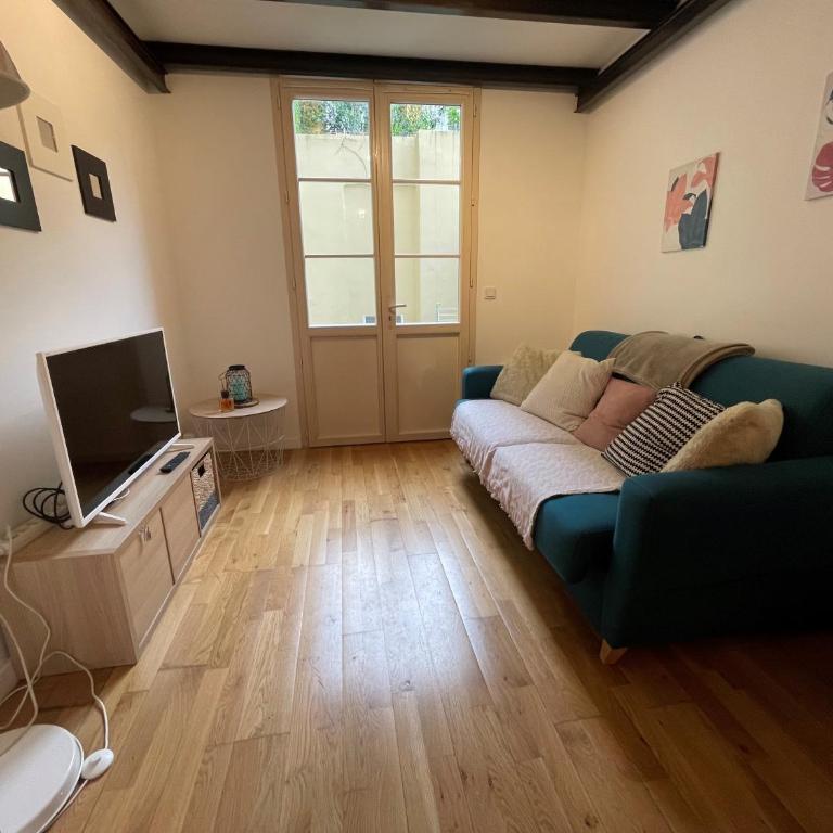 Studio mezzanine avec Terrasse privative cosy - REF MIMONT - Appartement en Duplex - 3