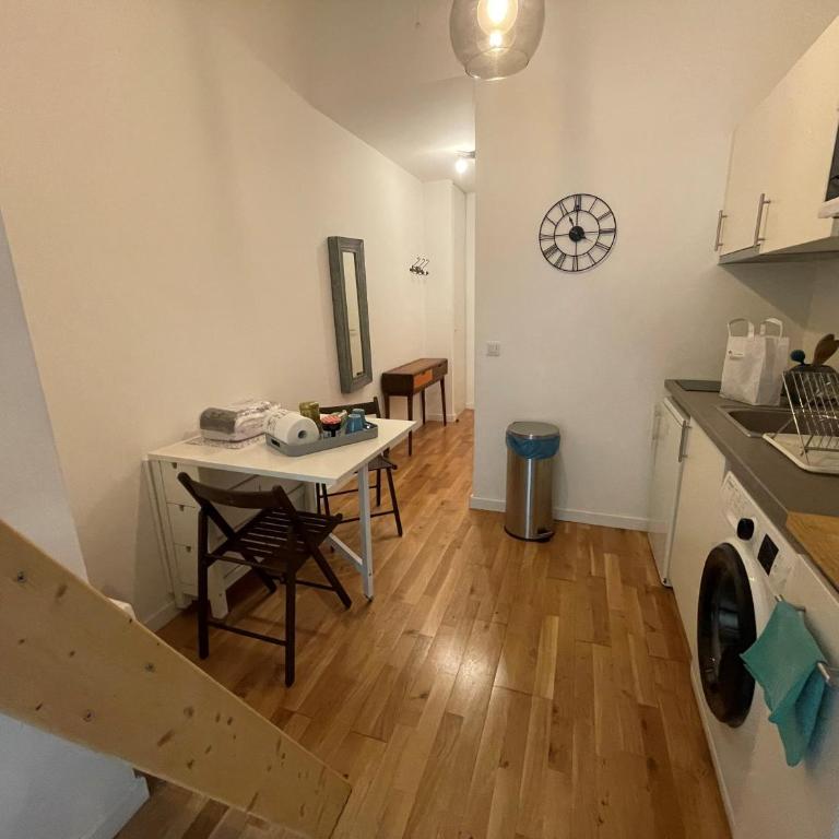Studio mezzanine avec Terrasse privative cosy - REF MIMONT - Appartement en Duplex - 9