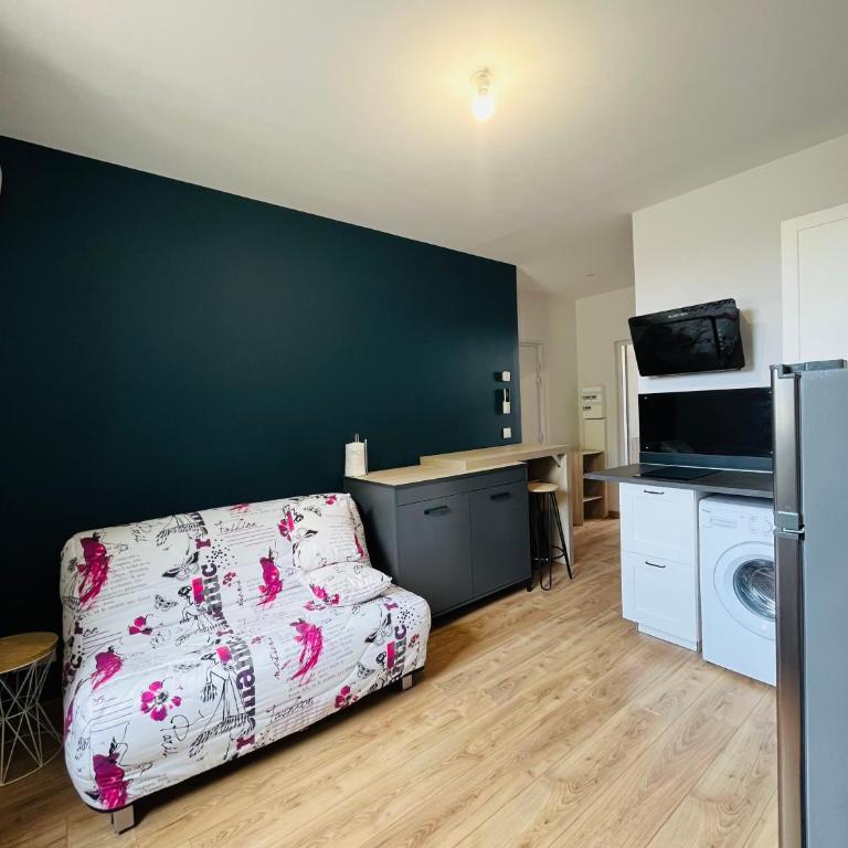 Chez Oma I 1 appartement indépendant OPI I 3 chambres privatives avec salle d eau et salon commun cuisine commune WC commun patio commun - Appartement avec Terrasse - 4