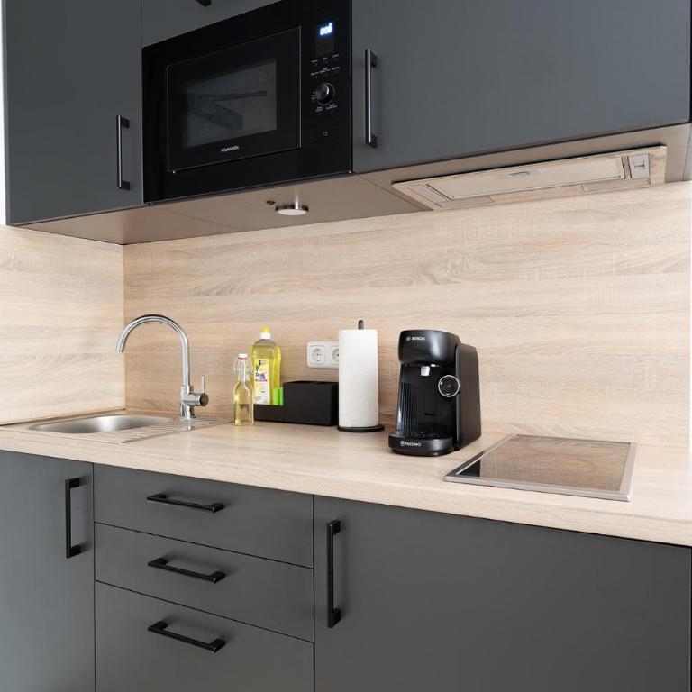 Servus Apartments by Homaris - Standard Apartment - 9