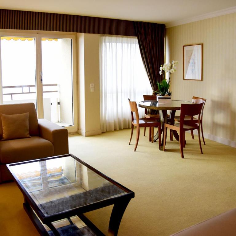 Royal Plaza Montreux - Executive Suite mit Balkon und Seeblick - 1