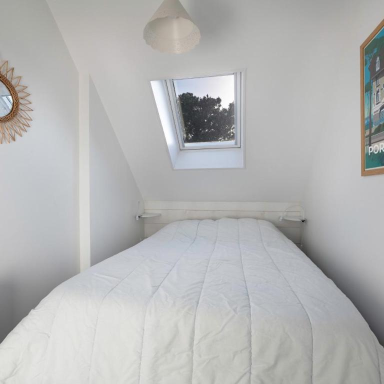 Appartement face mer, balcon, plage à 50 m, 4 pers - Apartment - 5
