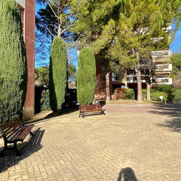 Magnifique T3 rénové, 15min à pied CV, pkg privé - Appartement 2 Chambres - 11