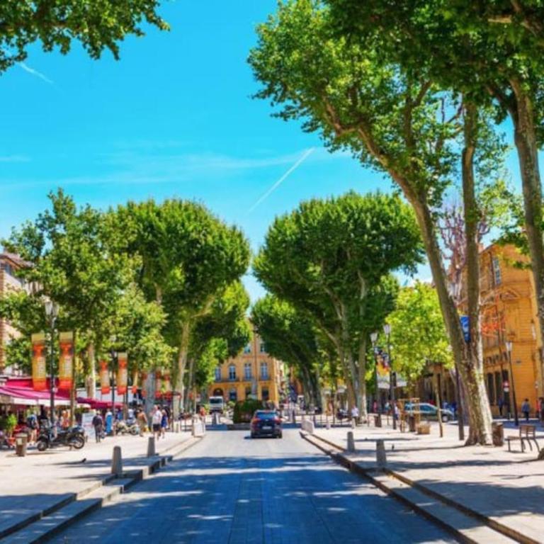 Magnifique T3 rénové, 15min à pied CV, pkg privé - Appartement 2 Chambres - 23