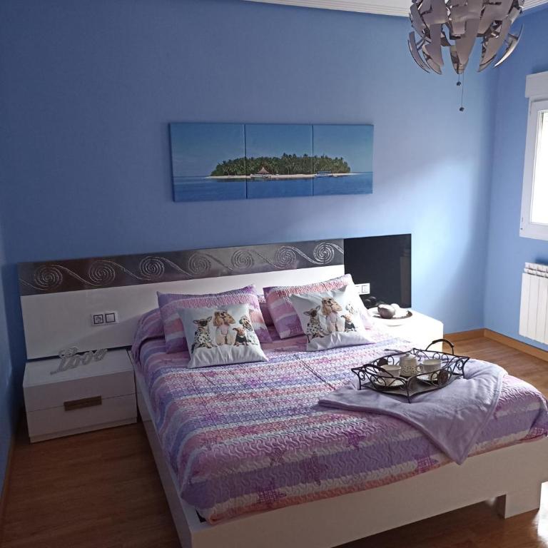 Piso Yade en Oviedo, próximo a los Vegas con Parking y Wifi - Three-Bedroom Apartment - 1
