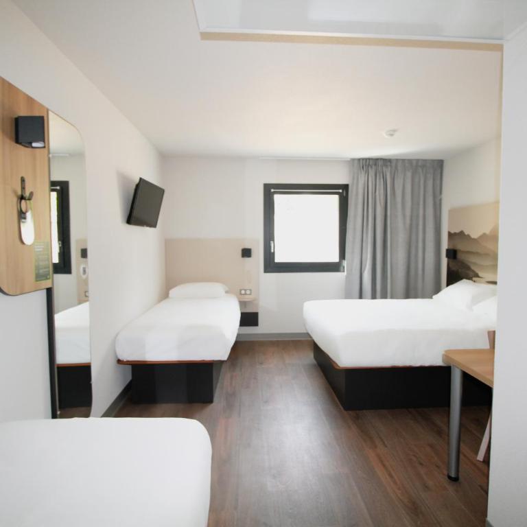 B&B HOTEL Aix-les-Bains - Chambre Quadruple - 5