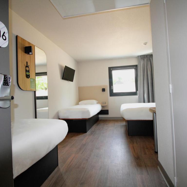 B&B HOTEL Aix-les-Bains - Chambre Quadruple - 7