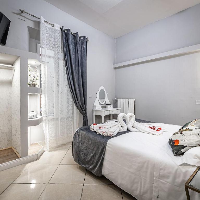 HOTEL VENETO Centro Storico di Firenze - Camera Matrimoniale Economy - 1