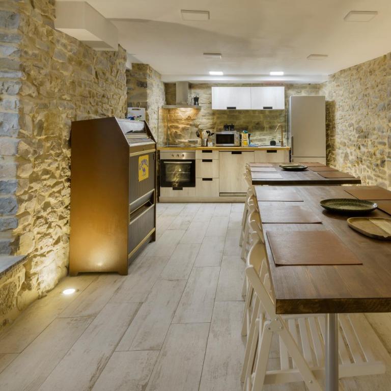 Casa Campanilla Jaca - Doppelzimmer mit eigenem Bad - 1