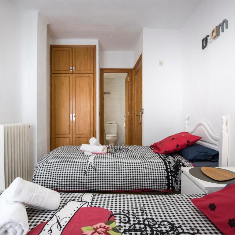 Casa Campanilla Jaca - Doppelzimmer mit Balkon - 13