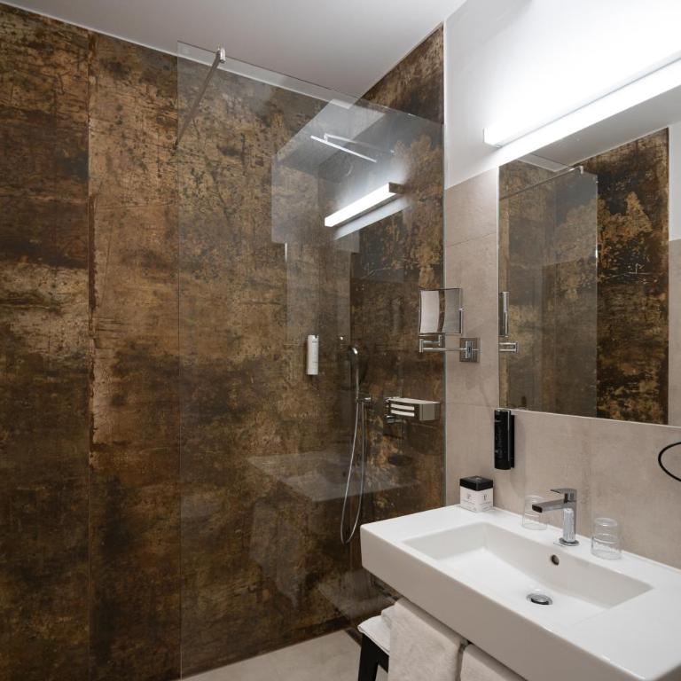 Altstadthotel Kasererbräu - Deluxe Doppelzimmer - 10