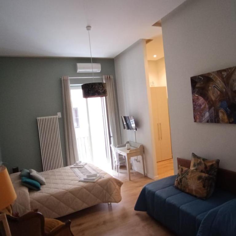 Massimo Luxury Rooms - Camera Familiare Deluxe - 11