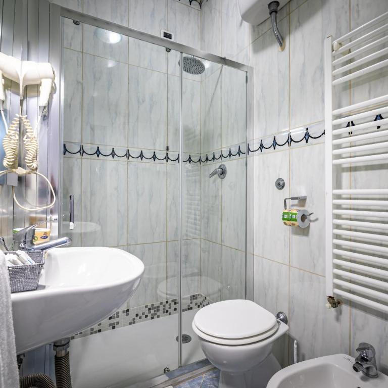 HOTEL VENETO Centro Storico di Firenze - Camera Familiare Standard - 12
