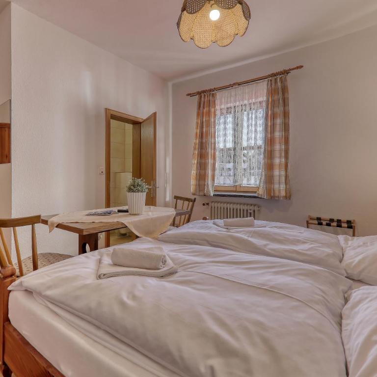 Hotel Bayerischer Hof - Doppelzimmer - 1