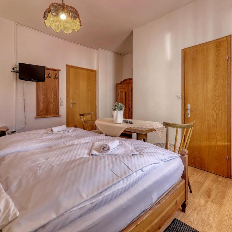 Hotel Bayerischer Hof - Doppelzimmer - 3