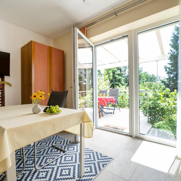 Apartments im Garten - Haus Daniela - Apartment mit Gartenblick - 6