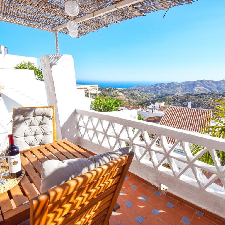 Casa Jazmin, Frigiliana Traditional townhouse with great views HansOnHoliday Rentals - Apartamento de 2 dormitorios - 2