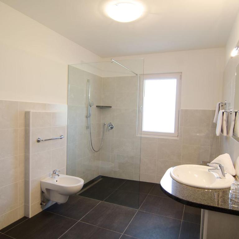 Garni Hotel Peterlinhof - Double Room - 12