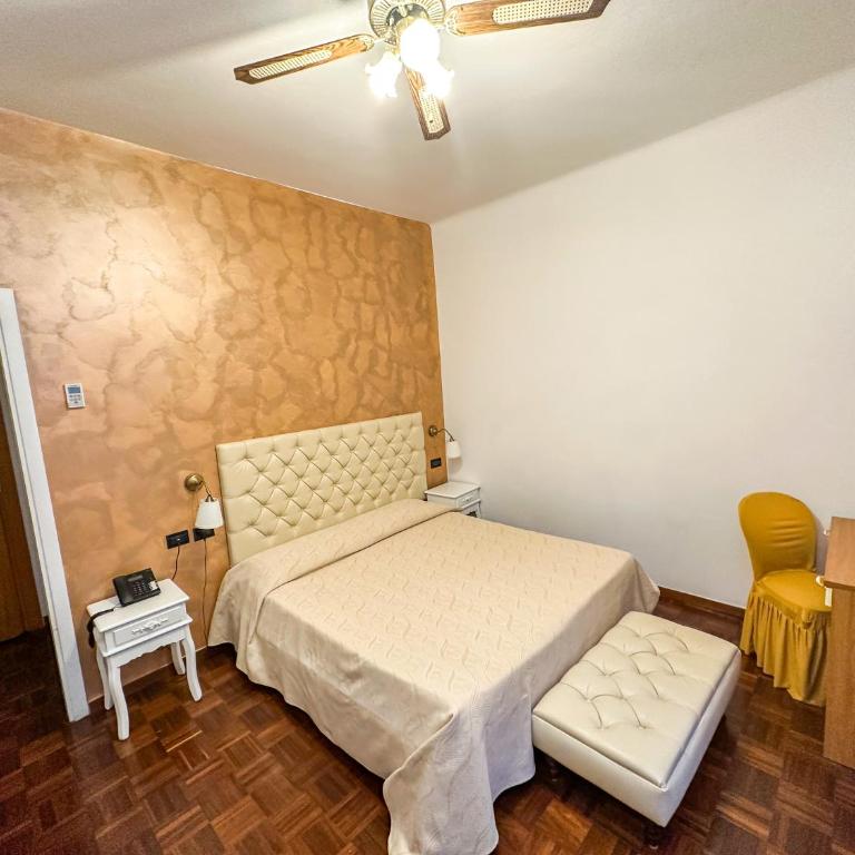 Hotel Dell'Orto - Camera Tripla Classic - 2