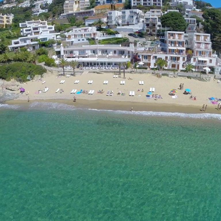 Santa Llucia Apartaments - Apartamento de 2 dormitorios (4 adultos) - 3
