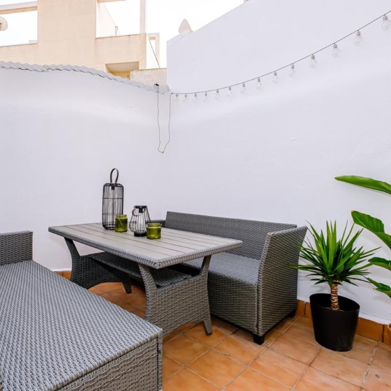 Diego Ramirez ID35 - Two-Bedroom Apartment - 23