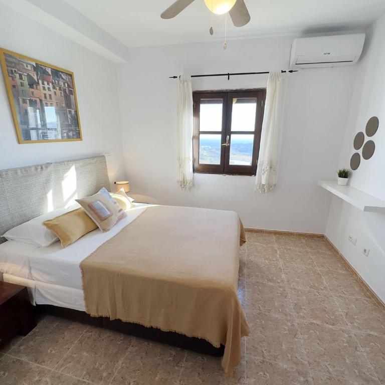 Apartamento Las Yucas, Frigiliana 2 Bedroom 2 Bathroom apartment with Large Terrace and Amazing Views HansOnHoliday Rentals - Apartamento de 2 dormitorios - 2