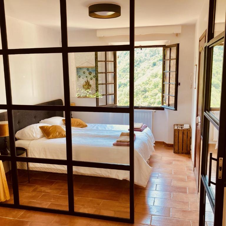 Villa with spectacular views - Pool house with outdoor kitchen and pizza oven - Villa - 7