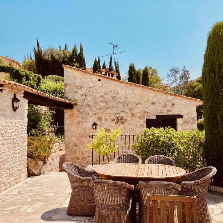 Villa with spectacular views - Pool house with outdoor kitchen and pizza oven - Villa - 21