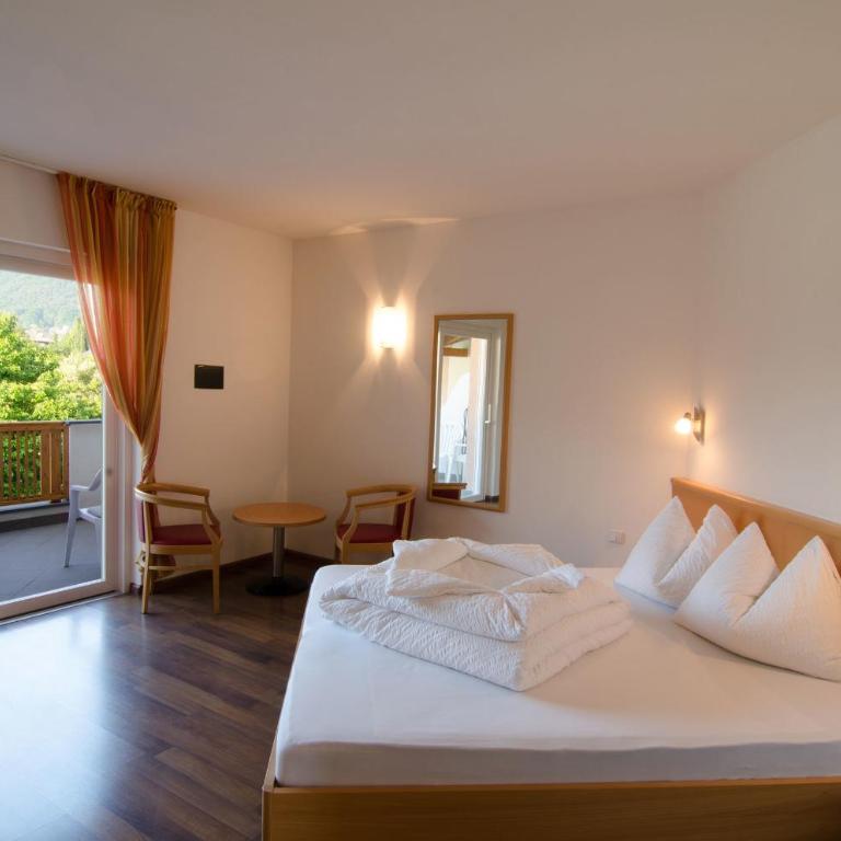 Garni Hotel Peterlinhof - Double Room - 2