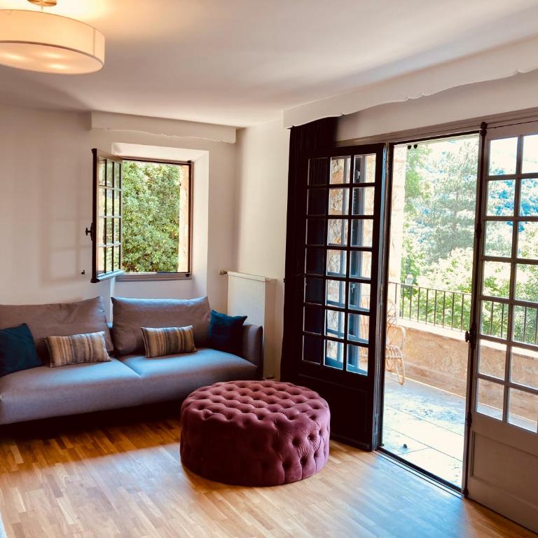 Villa with spectacular views - Pool house with outdoor kitchen and pizza oven - Villa - 25