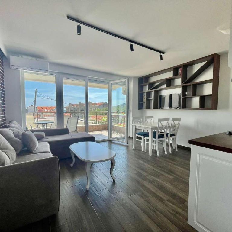 Bucanero Apartments Budva - Standardni Apartman - 1