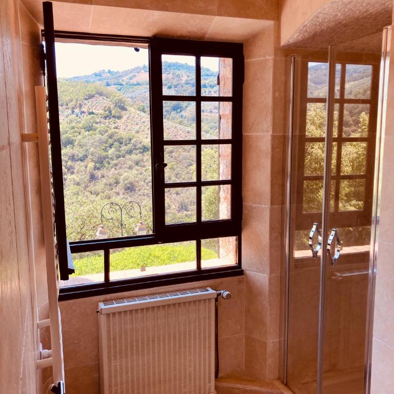 Villa with spectacular views - Pool house with outdoor kitchen and pizza oven - Villa - 30