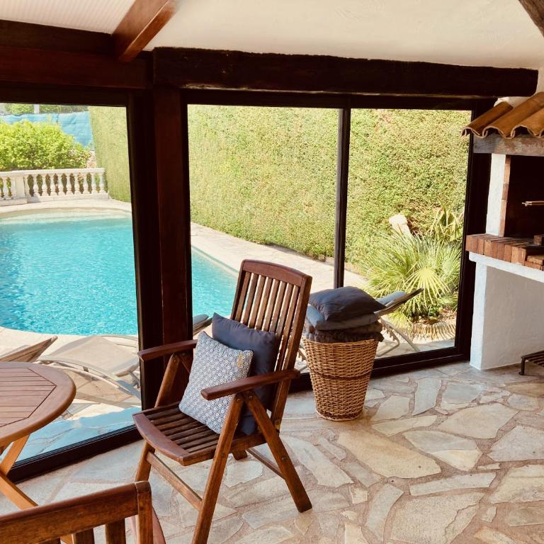 Villa with spectacular views - Pool house with outdoor kitchen and pizza oven - Villa - 58