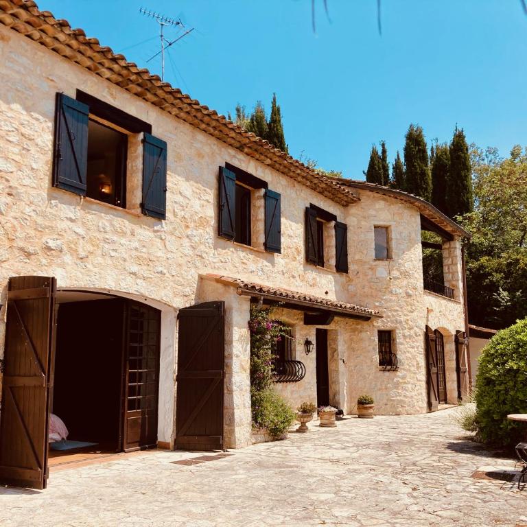 Villa with spectacular views - Pool house with outdoor kitchen and pizza oven - Villa - 48