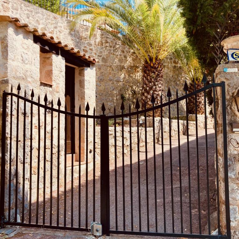 Villa with spectacular views - Pool house with outdoor kitchen and pizza oven - Villa - 57
