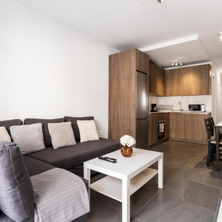 Apt Fuengirola Old Town by Costarentals - Ref 181 - Two-Bedroom Apartment - 5