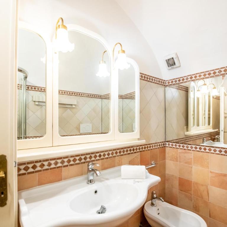 Arco in Pantheon apartments - Two-Bedroom Apartment - 4
