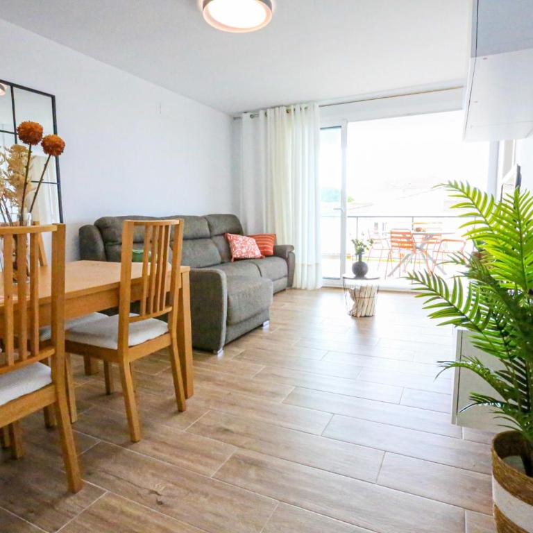 LITORAL COSTA DORADA - ROSA DELS VENTS Only families - Apartment with Terrace - 9