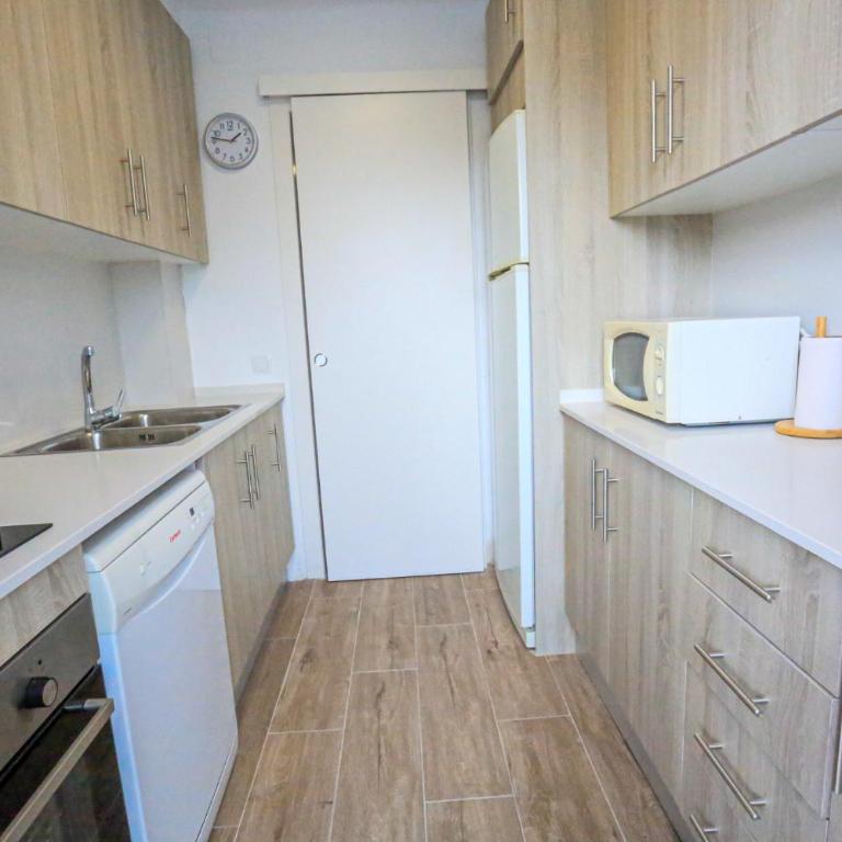 LITORAL COSTA DORADA - ROSA DELS VENTS Only families - Apartment with Terrace - 10