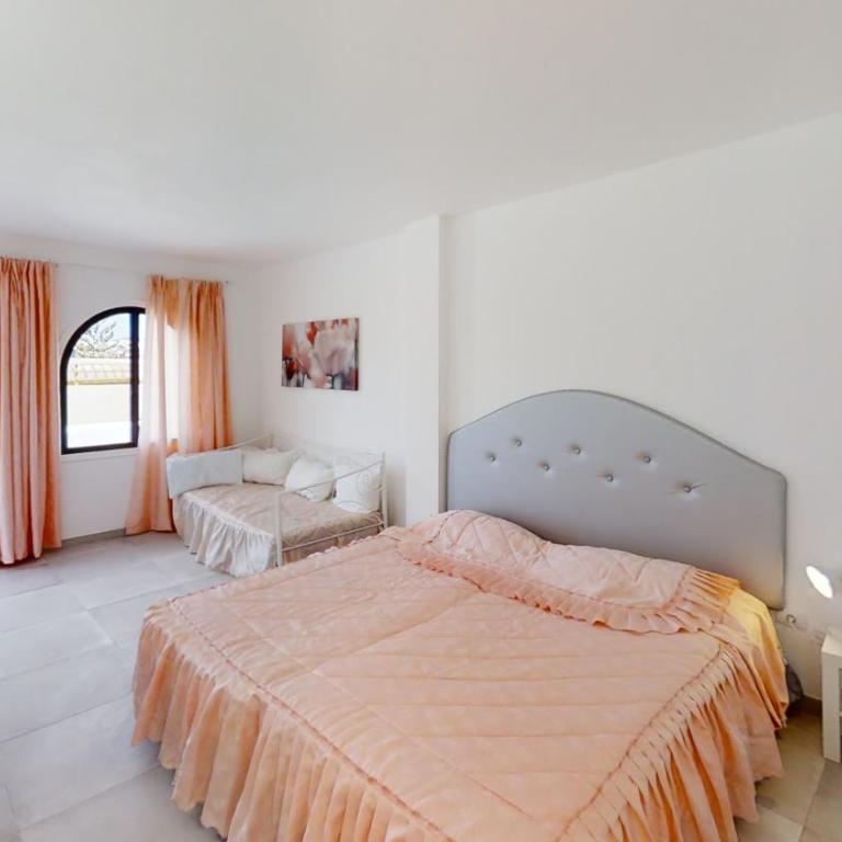 VV Las Buganvillas MASPALOMAS - Cocina y habitaciones con baños privados - Habitación Triple con baño privado - 1