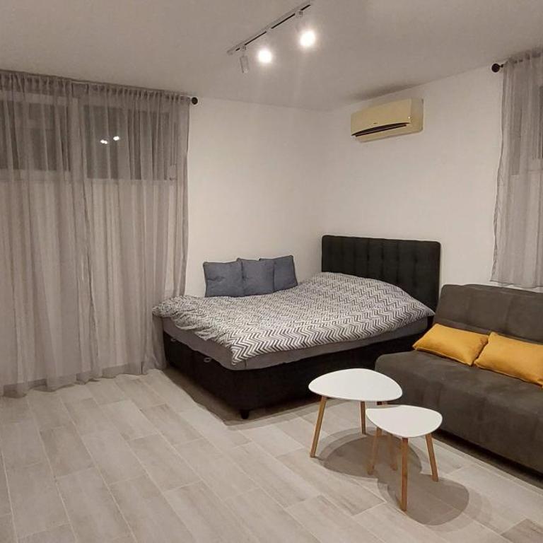 Biser Apartmani - King Studio with Sofa Bed - 1