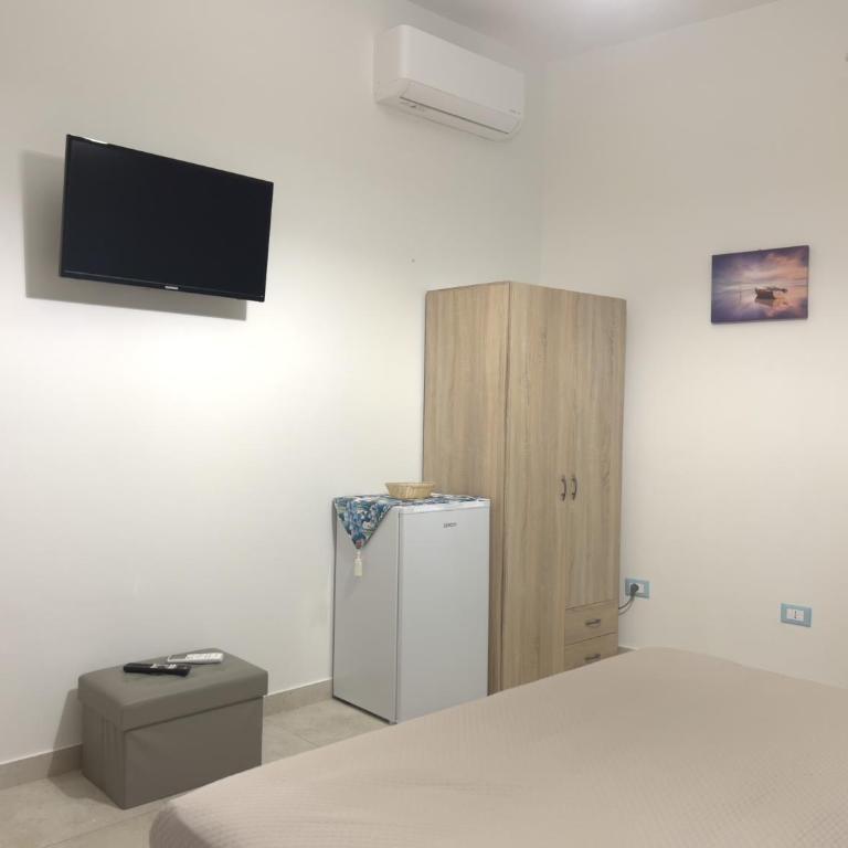 La Capinera Holidays - Camera Tripla Comfort - 4