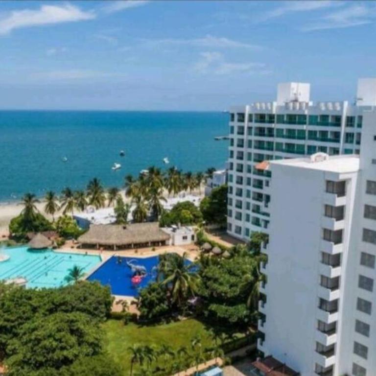 * * Magnífico * * apto en la playa * *Costazul 405 - Apartamento de 2 dormitorios - 40