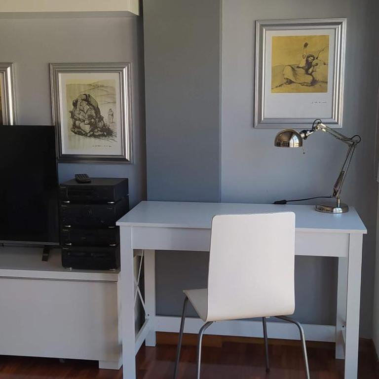 Moderno y luminoso 2 dormitorios con todas las comodidades en Pontevedra ciudad - Apartamento de 2 dormitorios - 42
