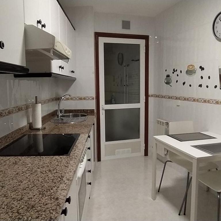 Moderno y luminoso 2 dormitorios con todas las comodidades en Pontevedra ciudad - Apartamento de 2 dormitorios - 39