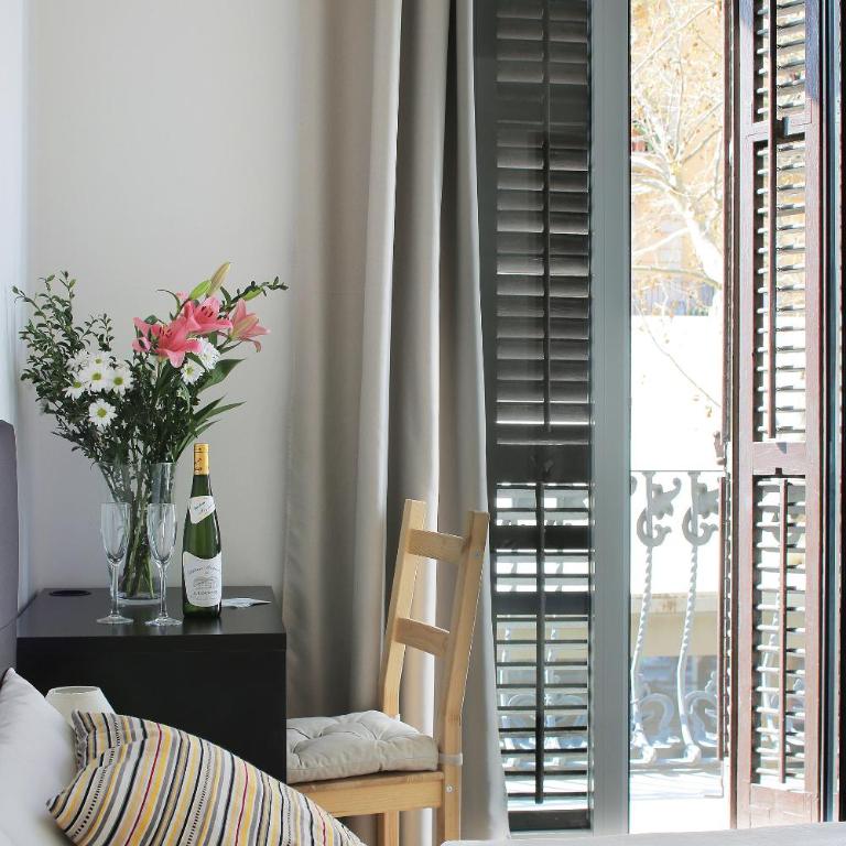 Hostal Balkonis - Double Room with Balcony - 8