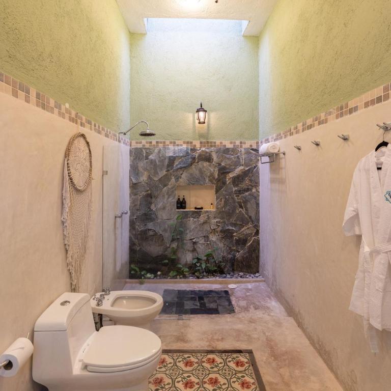 Casa Dos Lirios Hotel Boutique - Deluxe Quadruple Room - 5