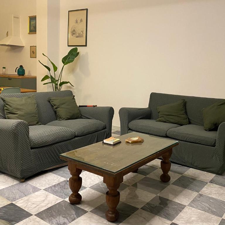 Lo Studio - Two-Bedroom Apartment - 13