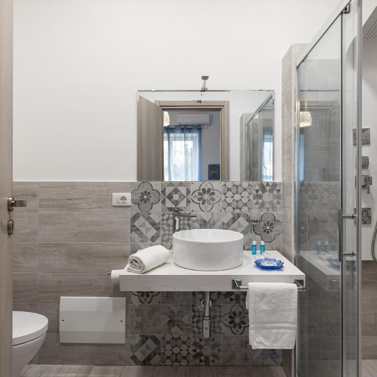B&B Sapore di Mare Serapo - Camera Matrimoniale con Bagno Privato - 4